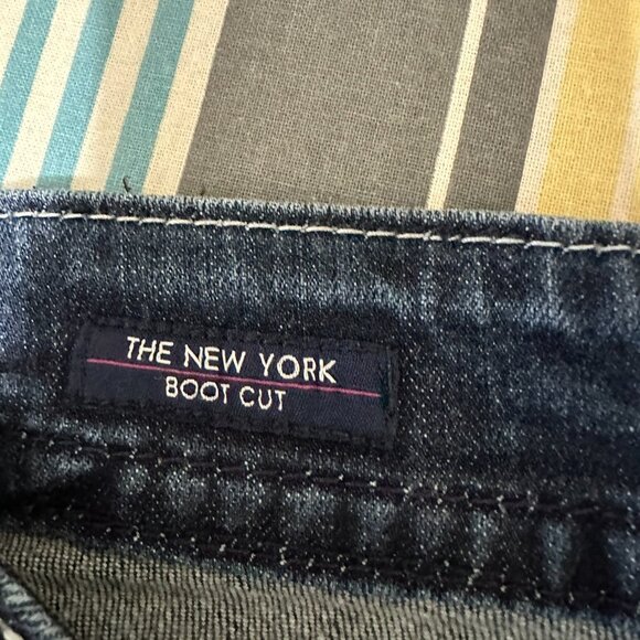 Vigoss, Women's Blue Jeans The New York Boot Cut, Size 7 - Picture 4 of 11